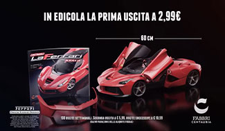 Collezioni internazionali a brand Ferrari.